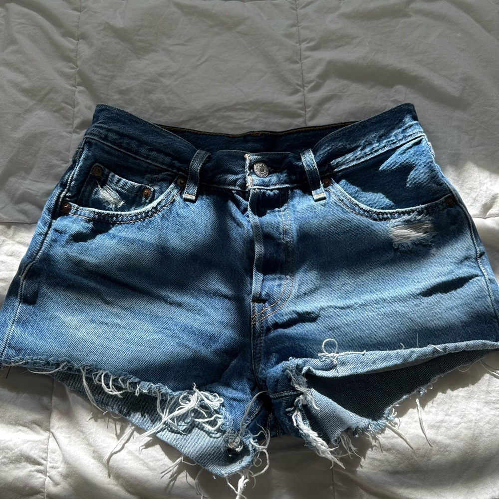 LEVI’S Jean shorts size 2